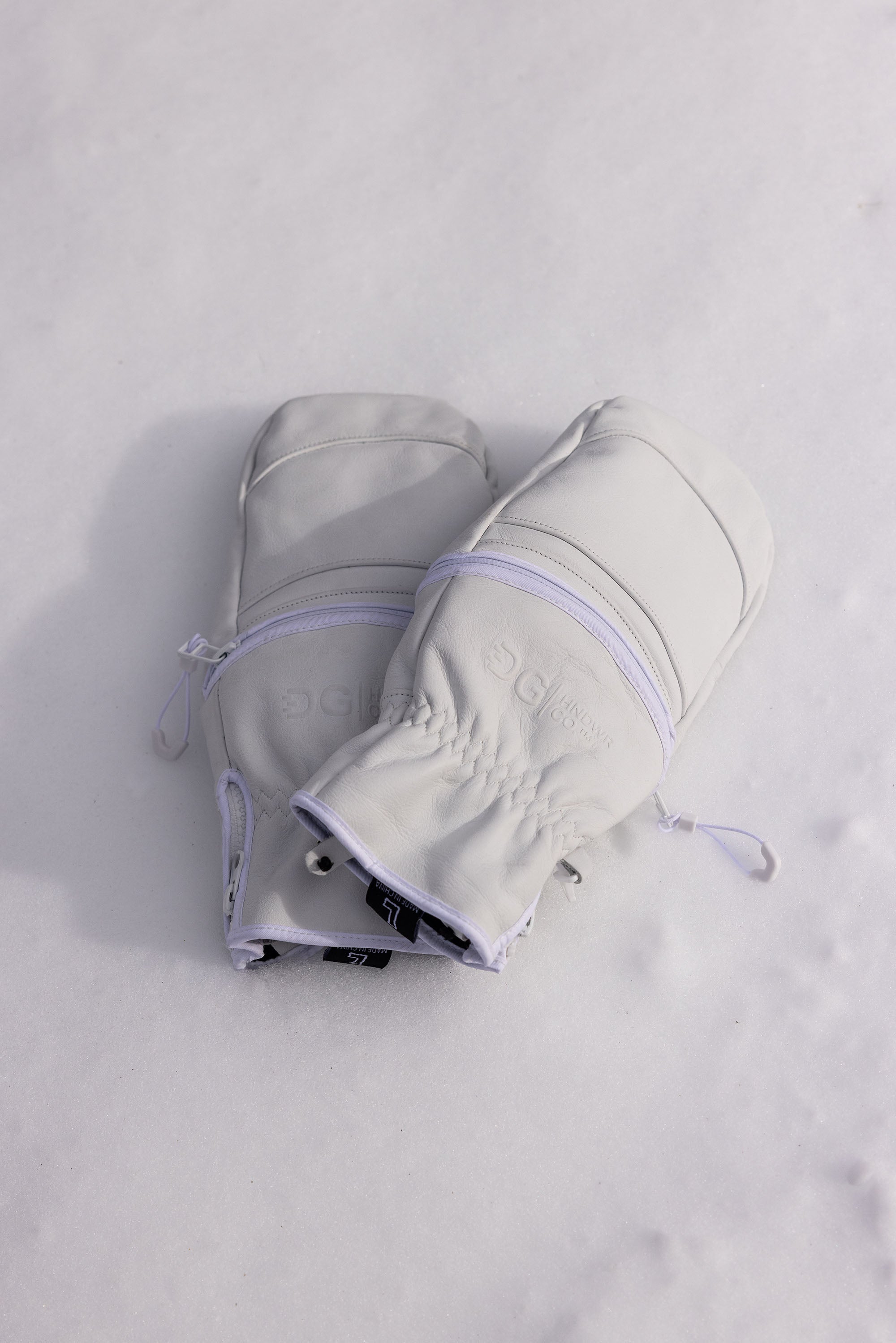Granite Mitt - White