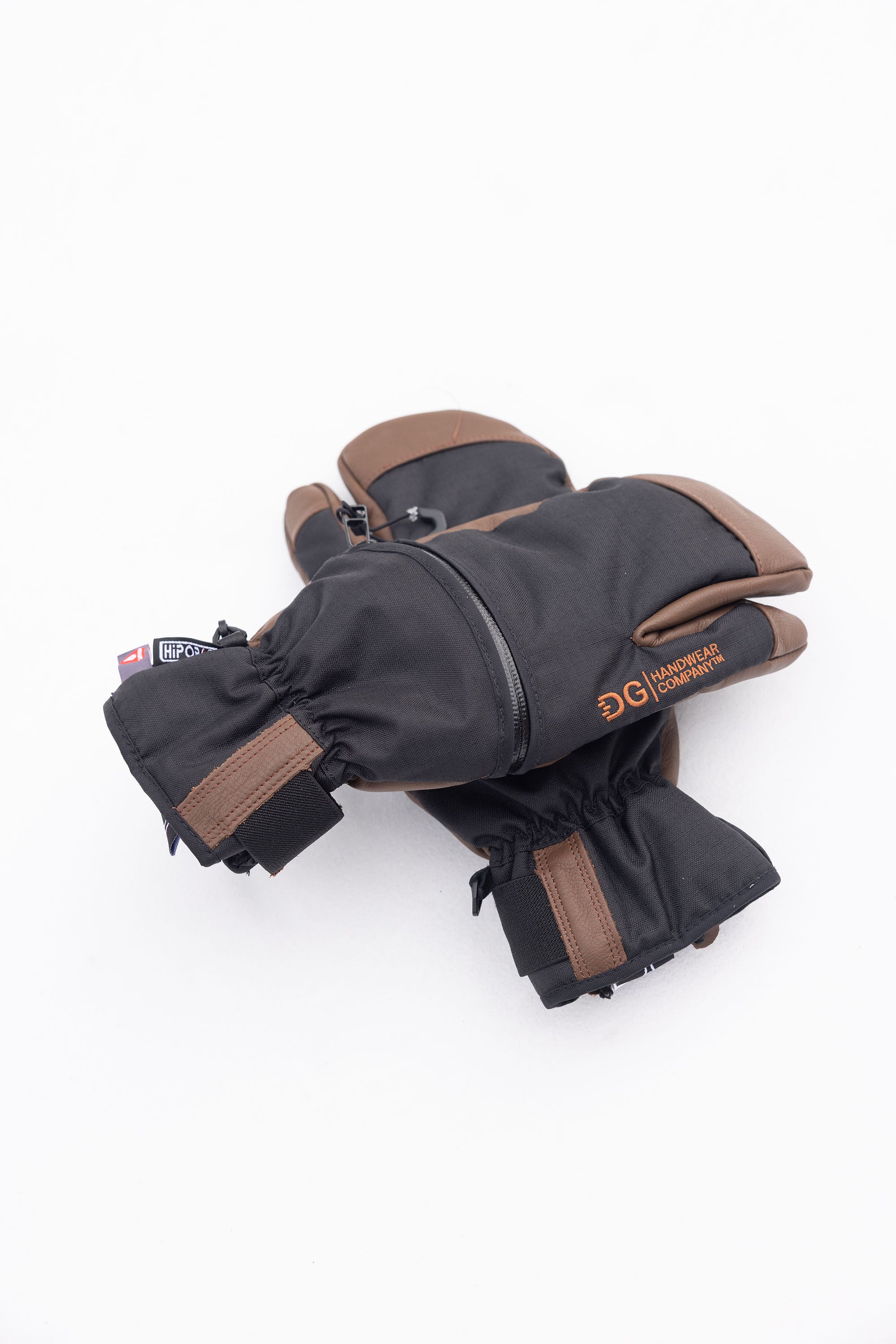 Quartz Claw - Black / Brown