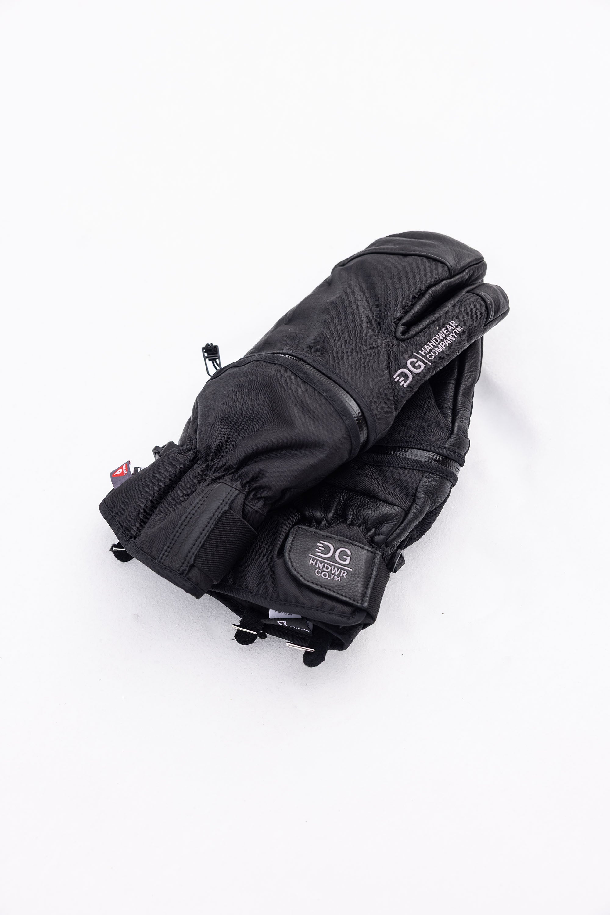 Quartz Claw - Black