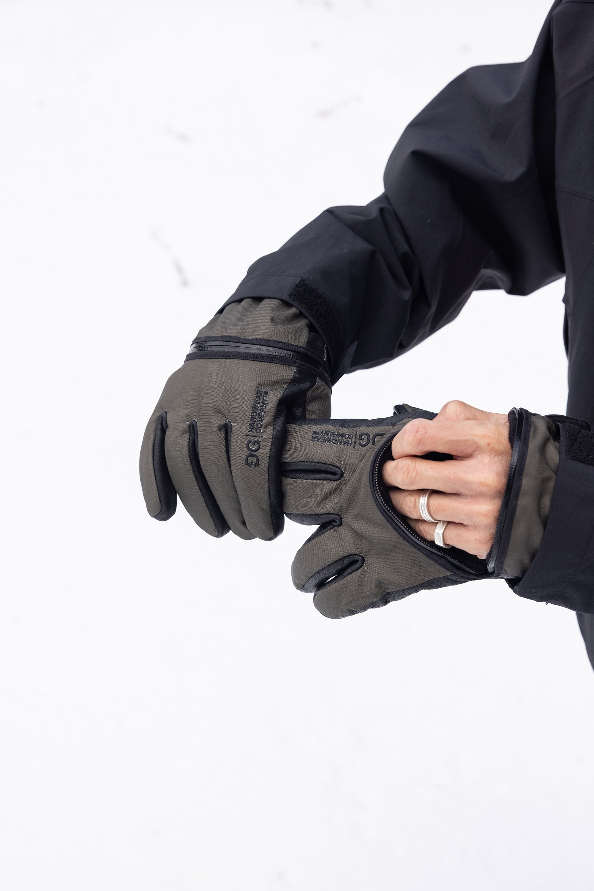 Quartz Glove - Military / Black
