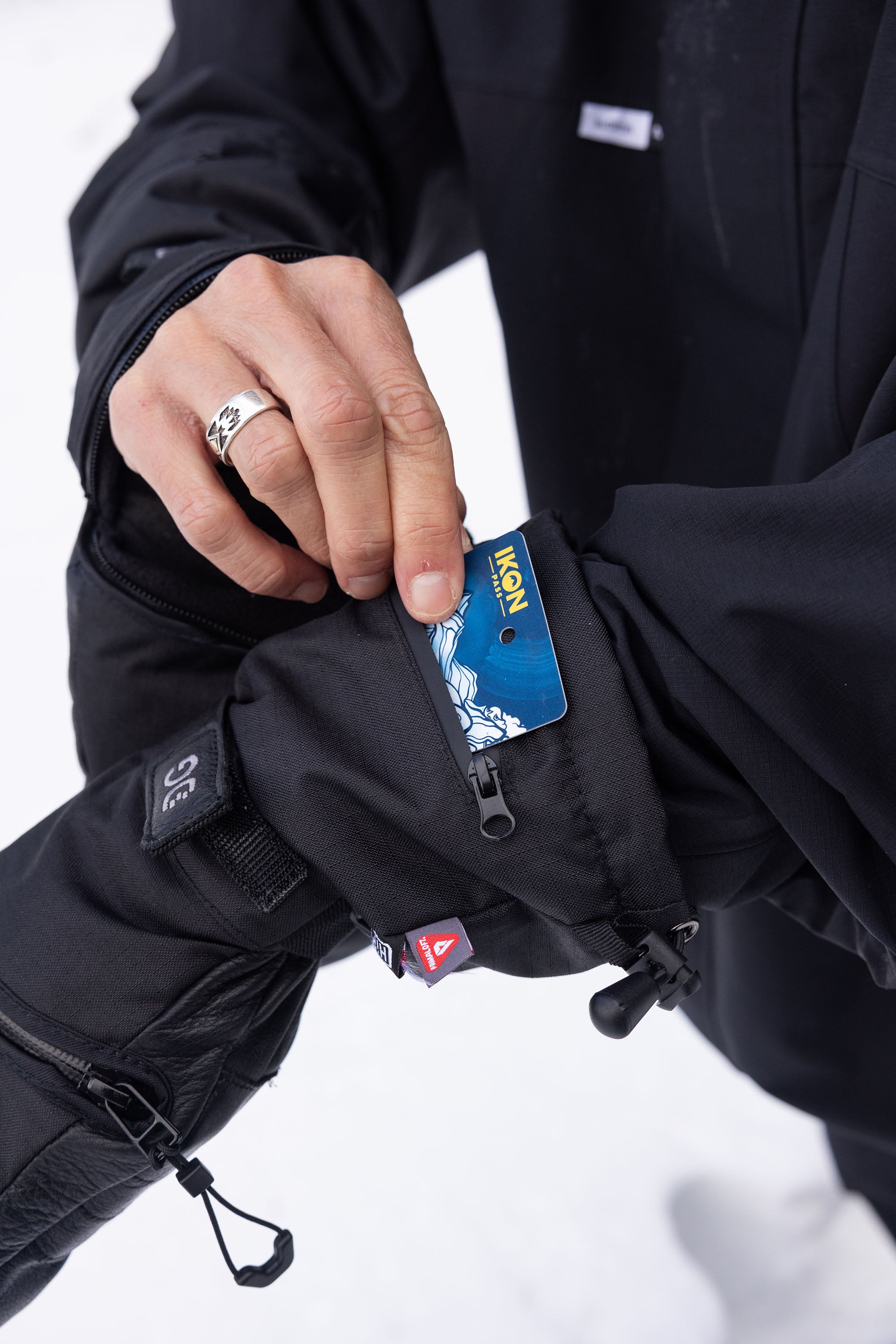 Quartz Mitt Long Cut - Black