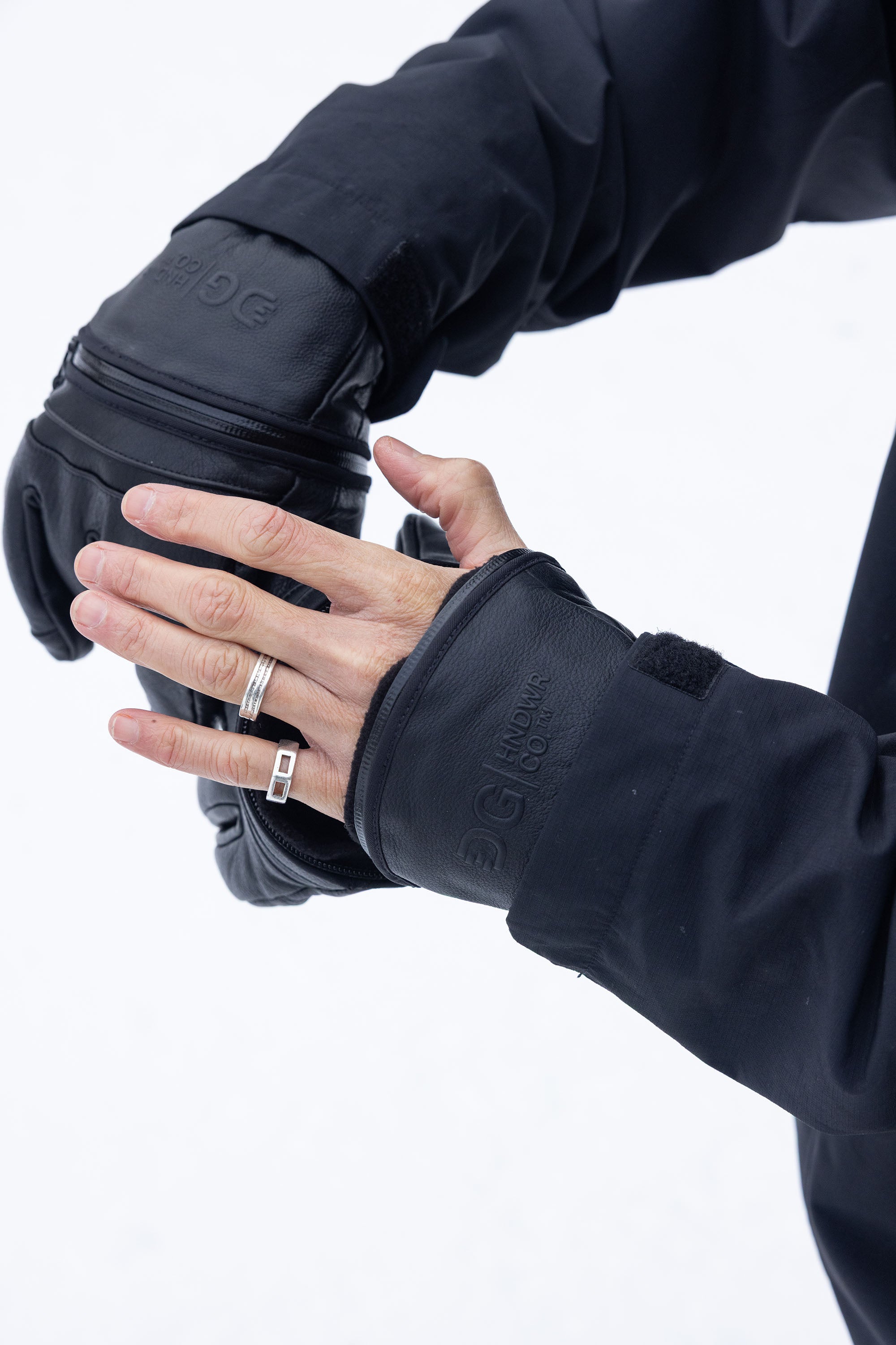 Granite Glove - Black