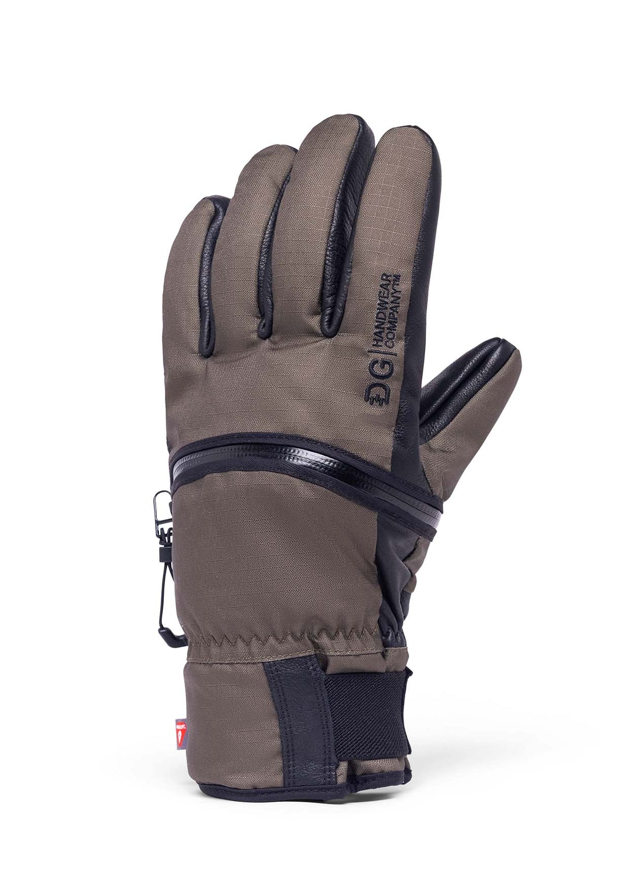 DG_F26_PDP_QuartzGlove_MilitaryBlack_Backhand_0143dbb9-ca78-4f26-ab8a-4f8ef780781f.jpg
